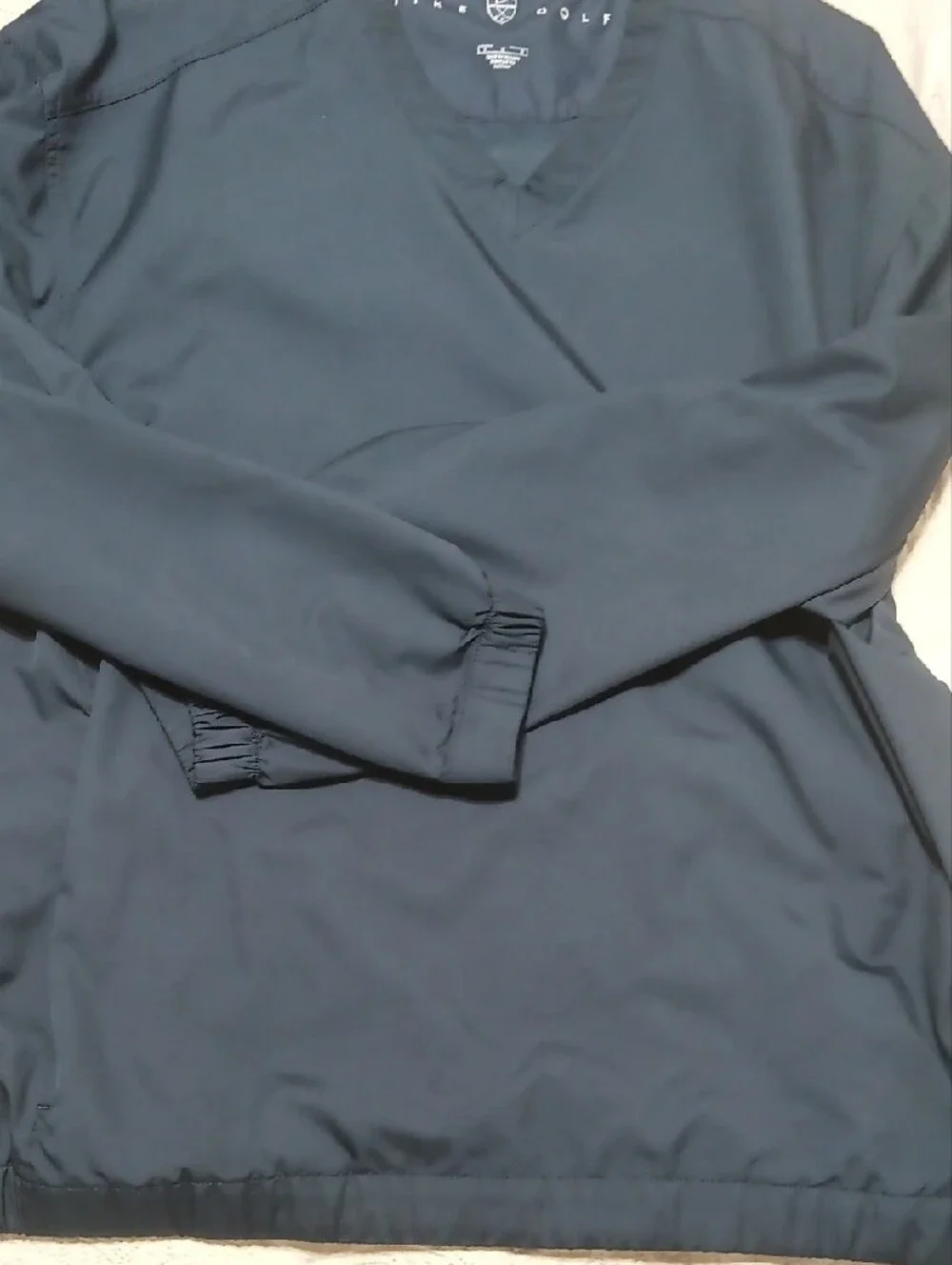 Nike Men’s V-Neck Pullover- Dark Navy